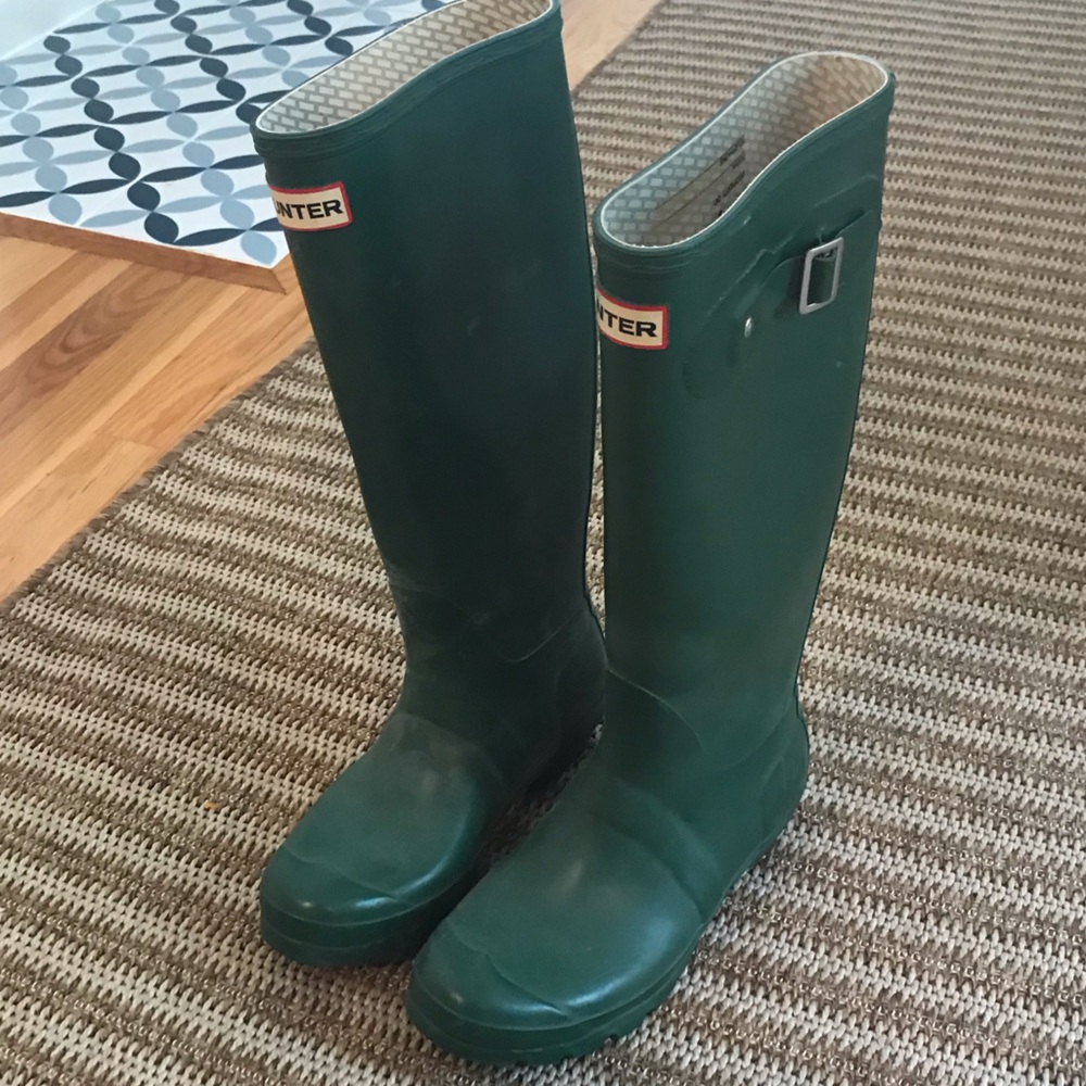 Hunter boots- great condition